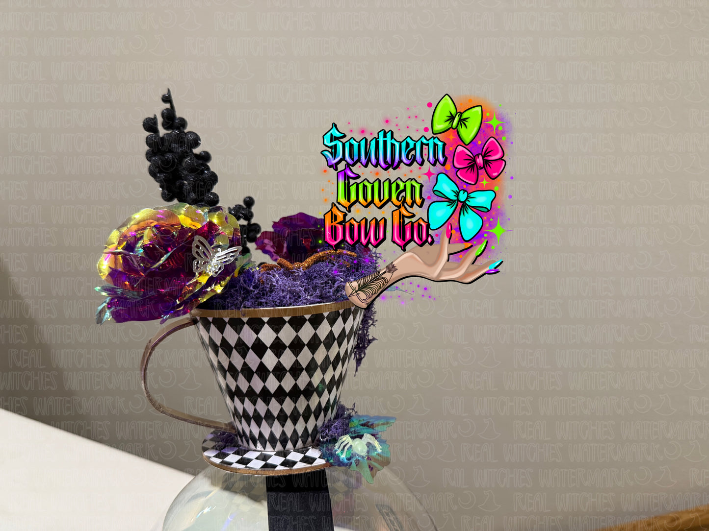 Mad Hatters Tea Cup