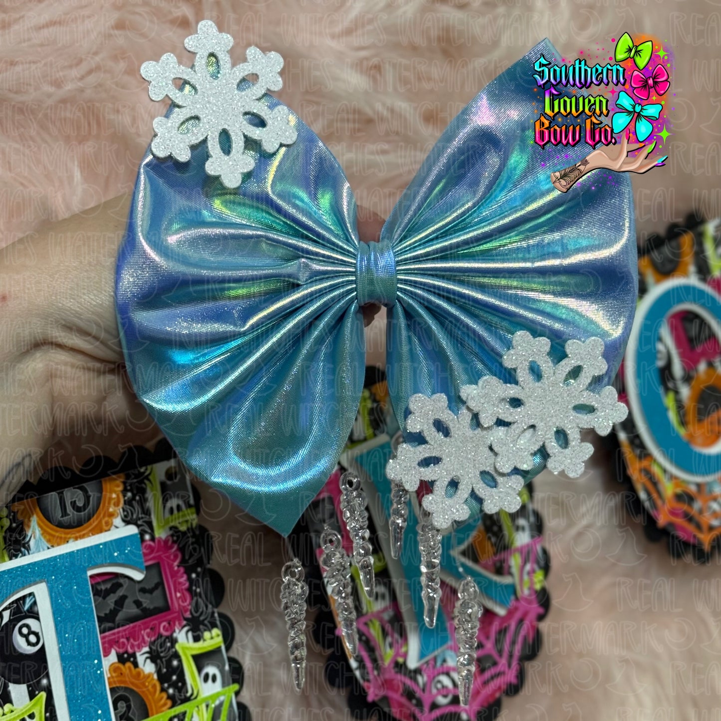 8” Pamela • Icicles